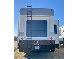 2016 Dvr Mobile Suites 38RSSA