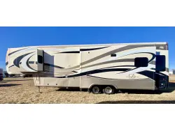 2016 Dvr Mobile Suites 38RSSA