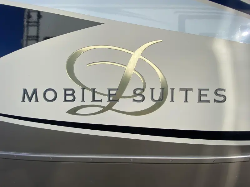 2016 Dvr Mobile Suites 38RSSA