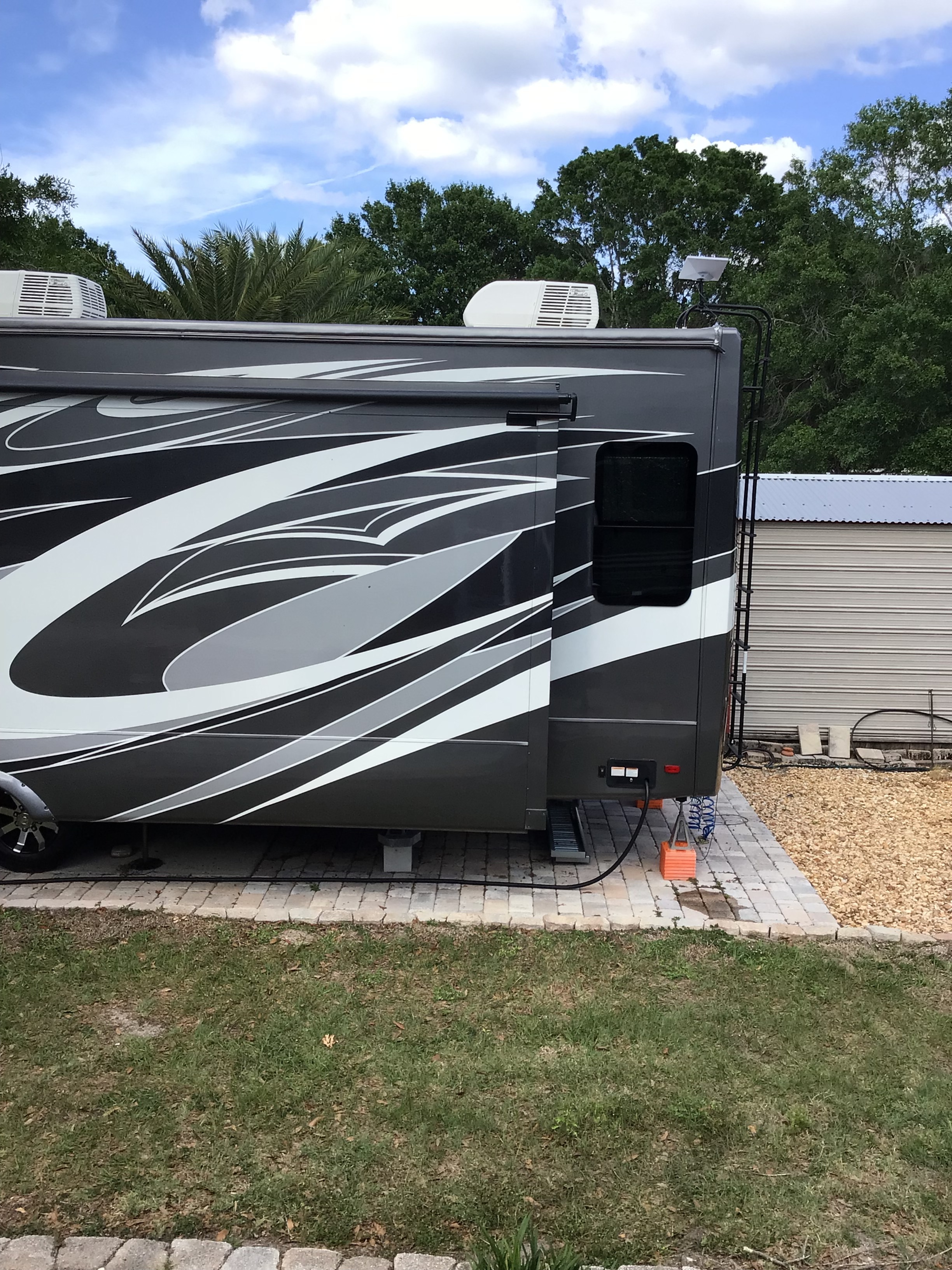 2024 Crossroads REDWOOD RW4120GK in citra FL