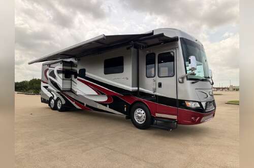 2017 Newmar DUTCH STAR 4369 in spring TX