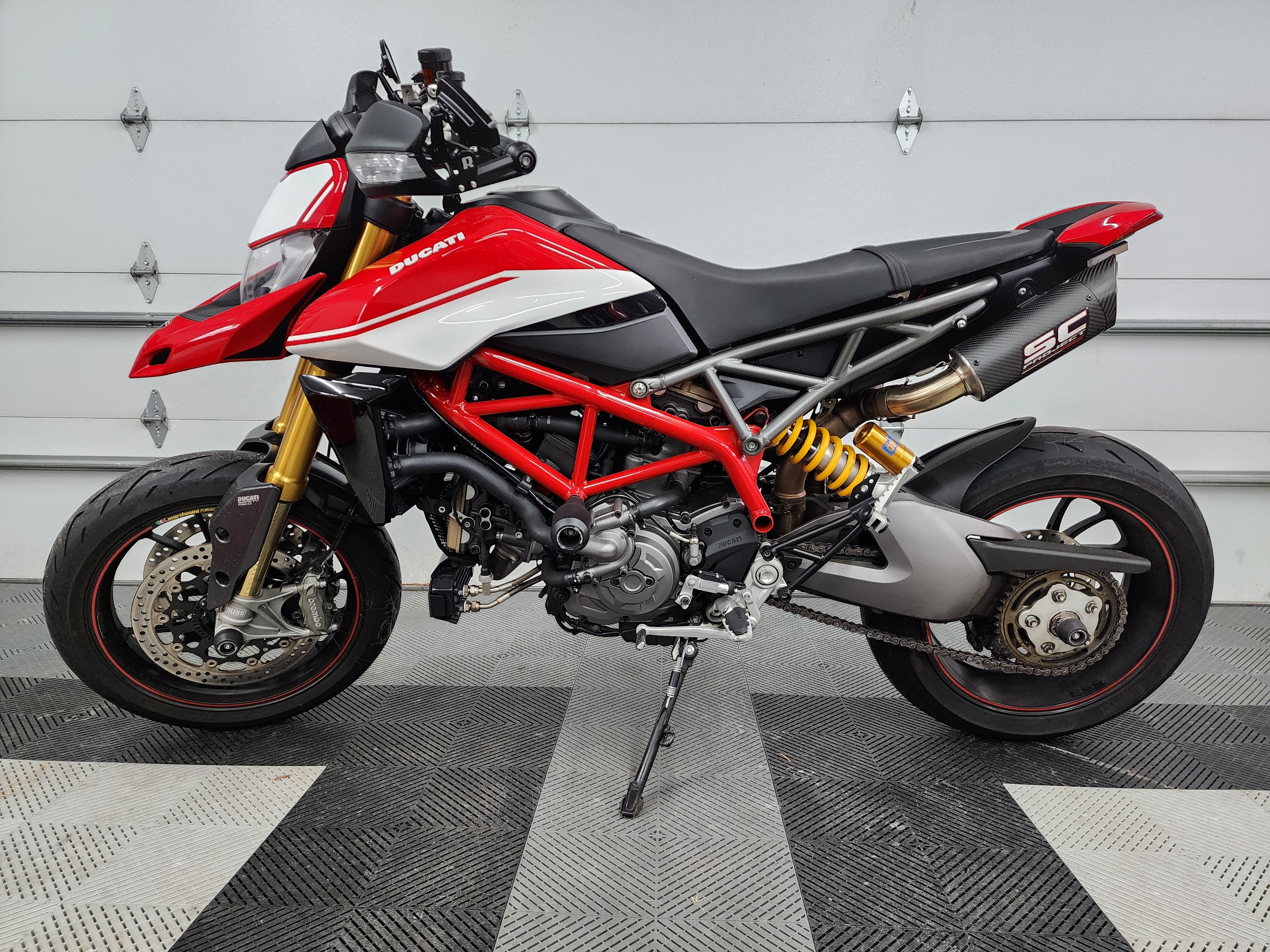 2019 Ducati HYPERMOTARD 950 SP in menomonee falls WI