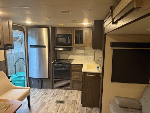 2018 Forest River HEMISPHERE HYPER-LYTE 25RKHL in palmetto bay FL