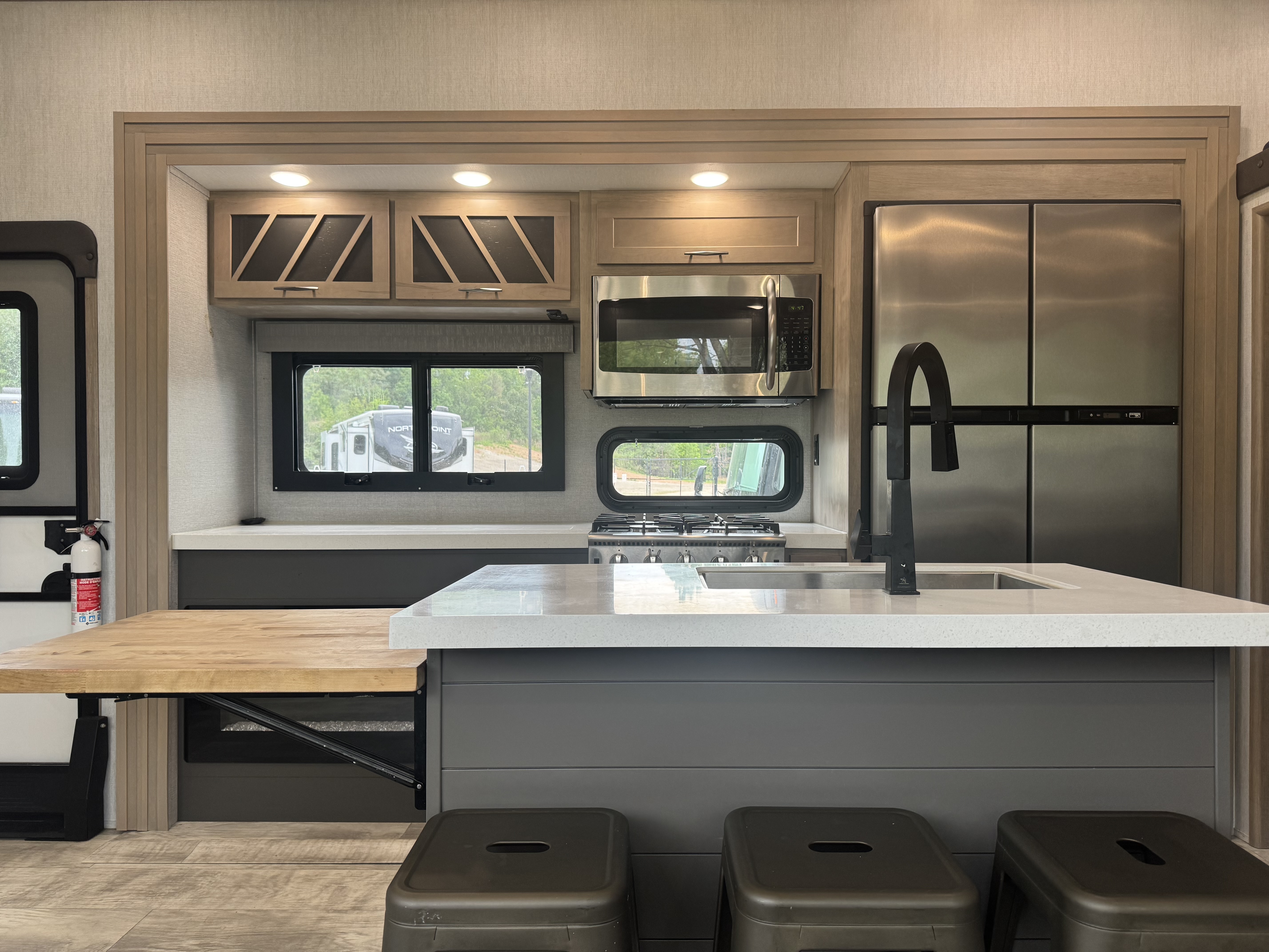 2023 Grand Design MOMENTUM 410TH in rolesville NC