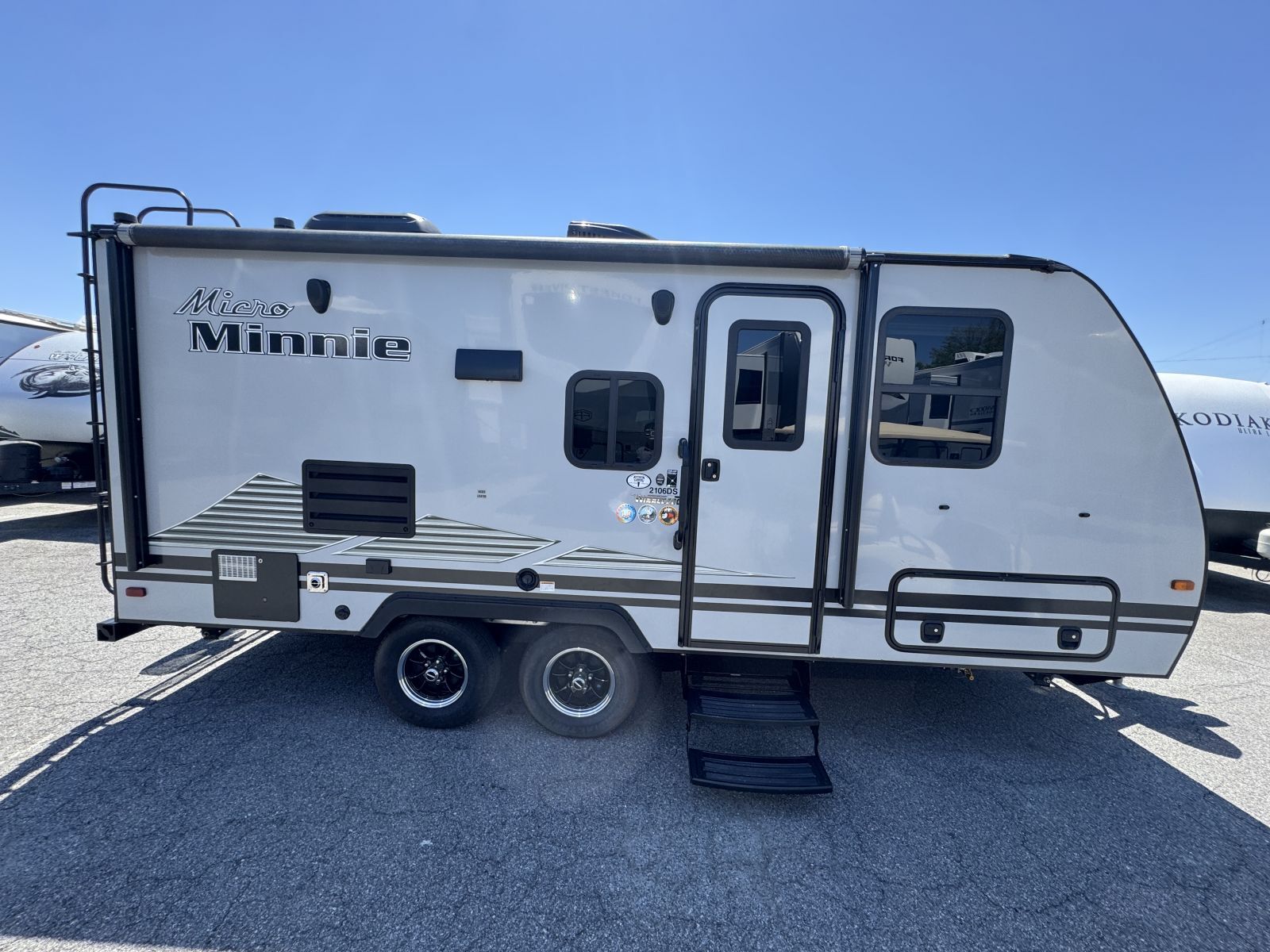 2019 Winnebago MICRO MINNIE 2106DS in marietta GA