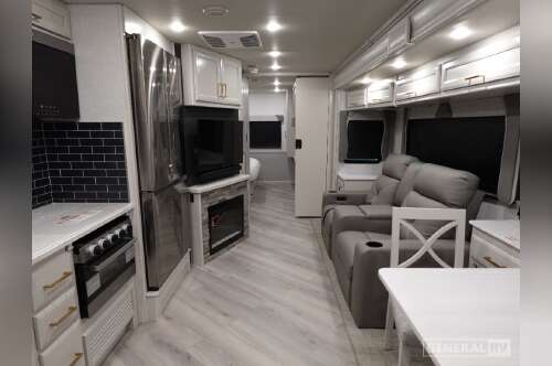 2026 Fleetwood BOUNDER 33C in draper UT