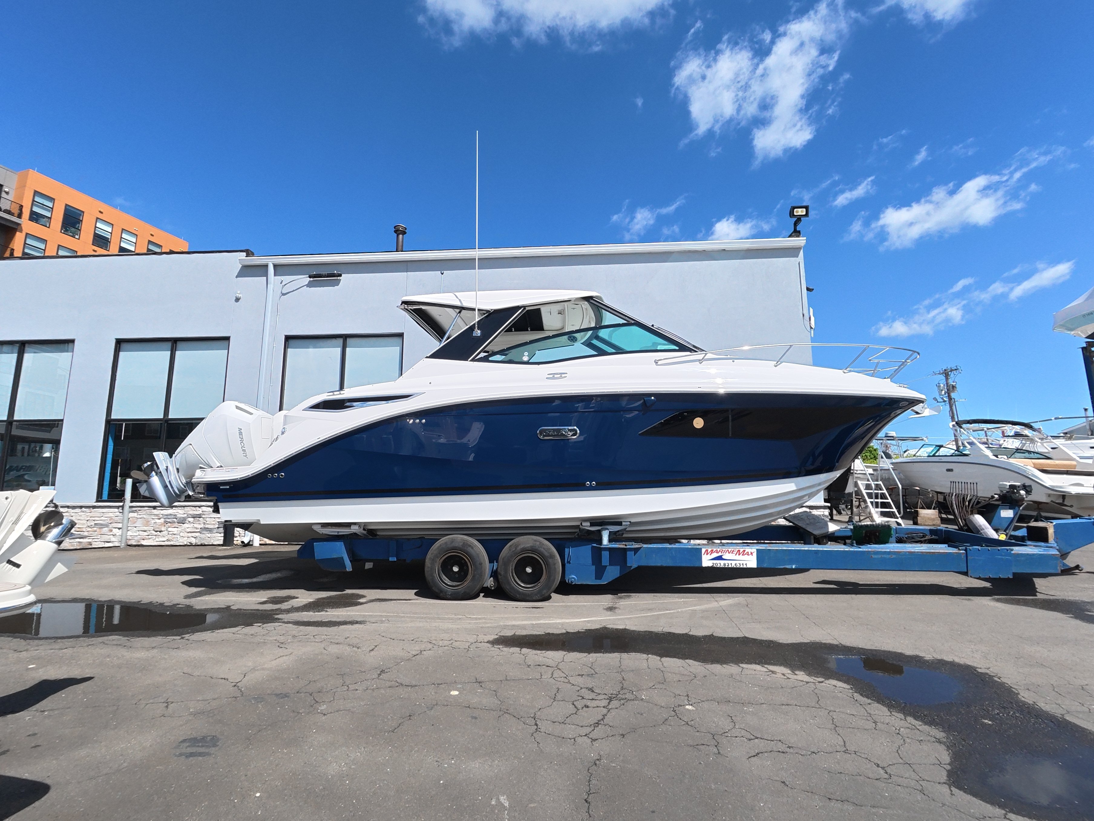 2026 Sea Ray Sundancer 320 Outboard 390 in new york NY