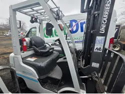 2023 UNICARRIER PF35LP