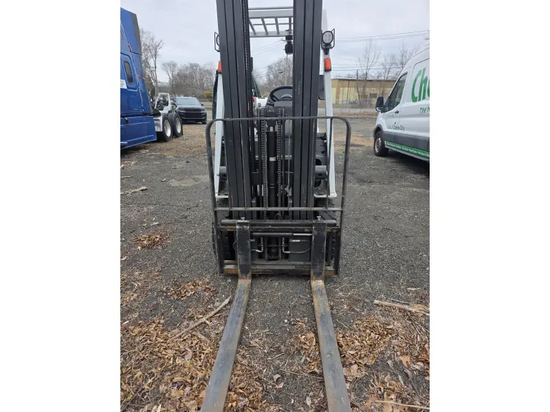 2023 UNICARRIER PF35LP
