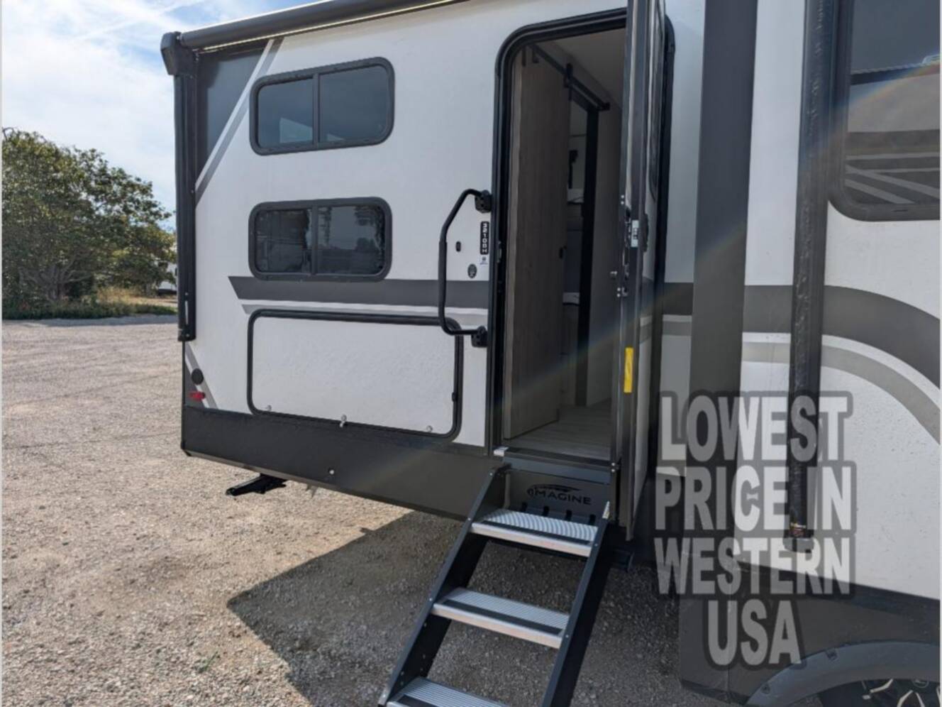 A photo of this 2026 Grand Design Imagine 3210BH
