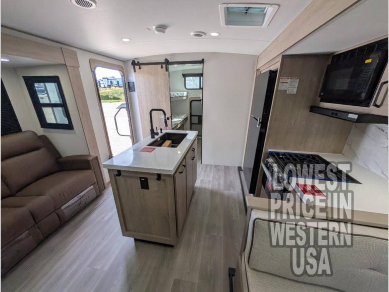 A photo of this 2026 Grand Design Imagine 3210BH
