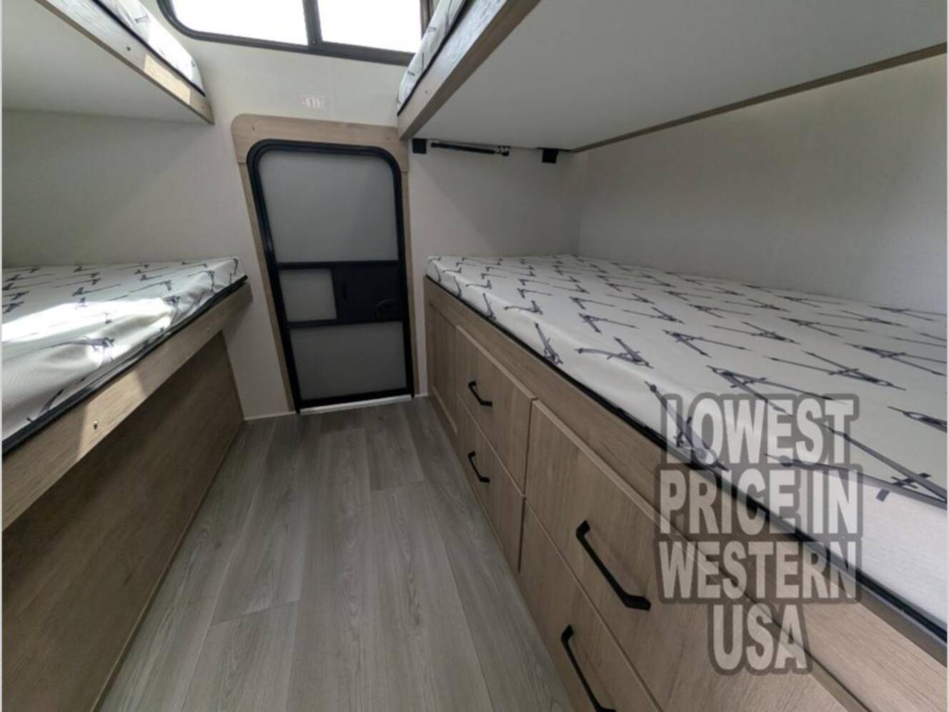 A photo of this 2026 Grand Design Imagine 3210BH