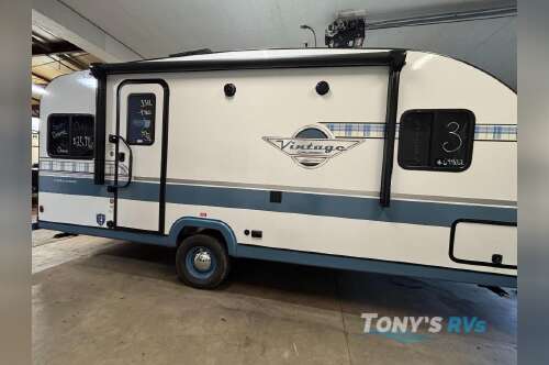 2026 Gulf Stream Rv Vintage Cruiser 19ERD in bryan OH