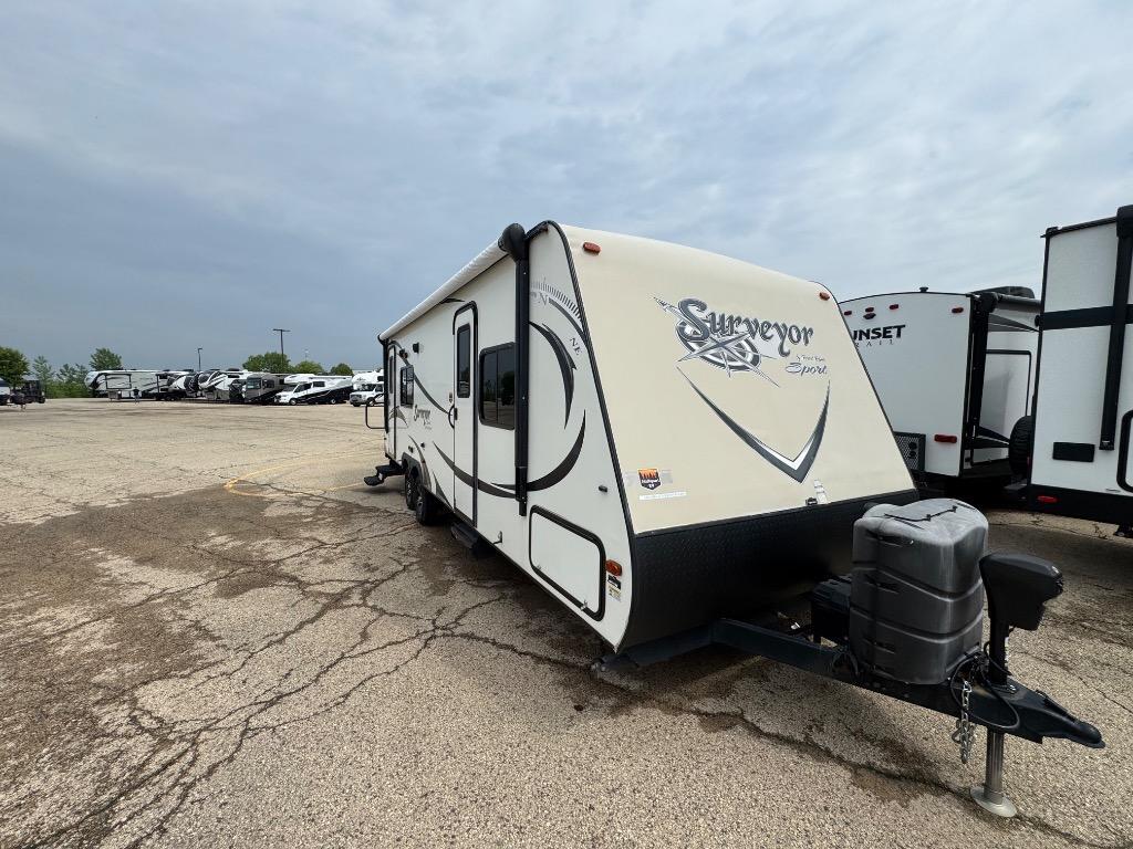 2015 Forest River Rv Surveyor Sport SP 264RKS in columbus WI