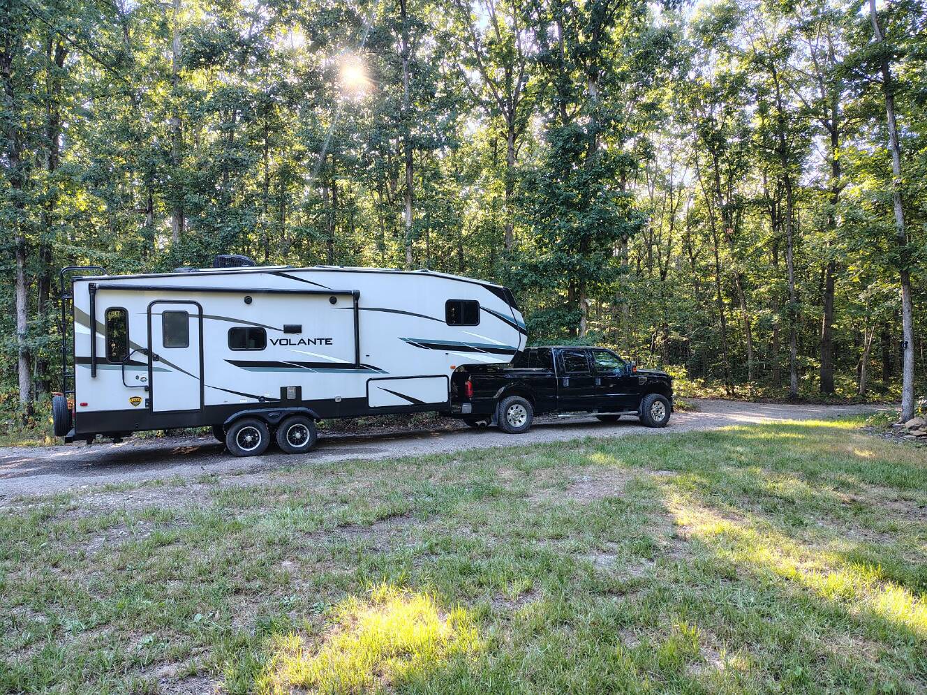 A photo of this 2021 Crossroads VOLANTE VL240RL