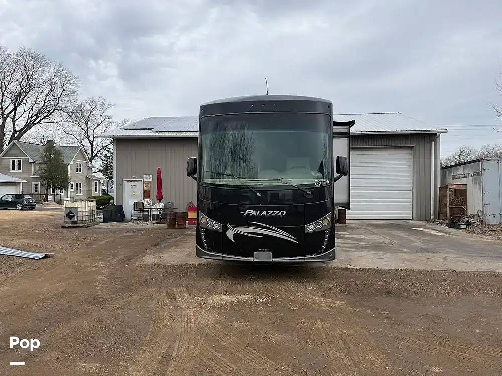 2017 Thor Motor Coach Palazzo 33.3 in kirkland IL