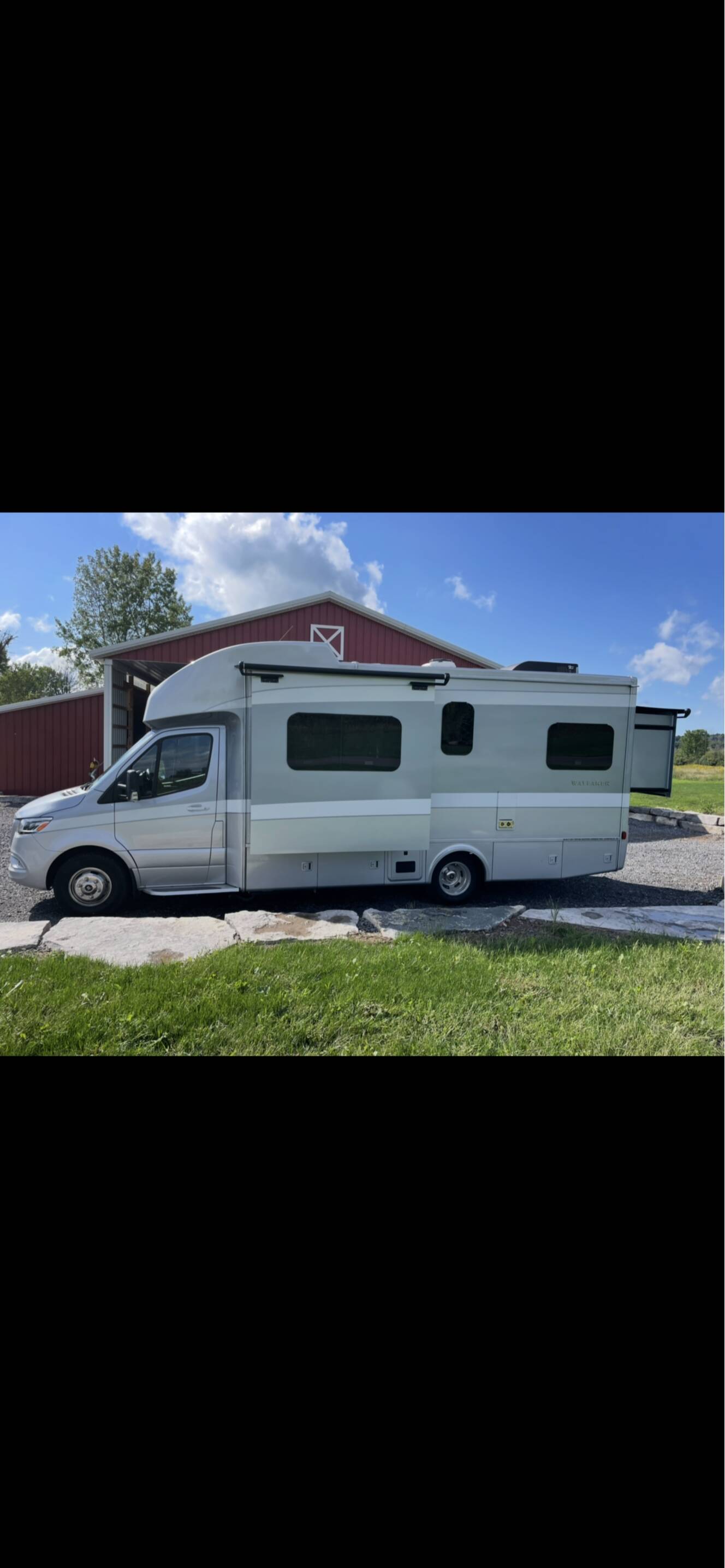 A photo of this 2022 Tiffin Motorhomes WAYFARER 25 JW