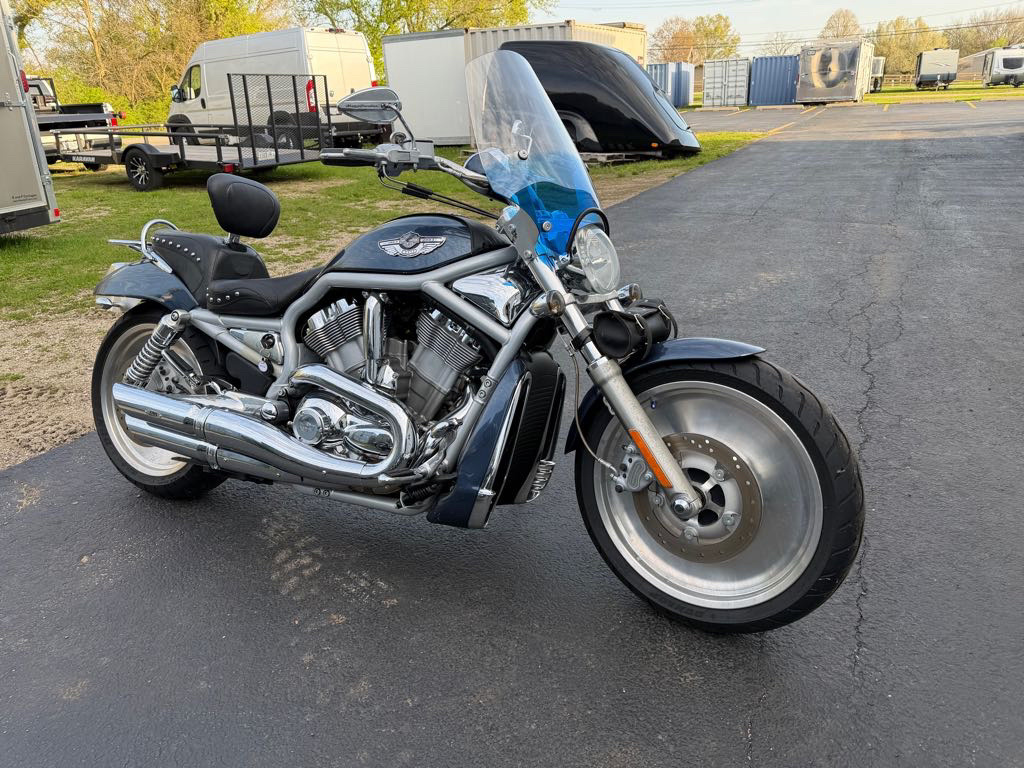 2003 Harley-Davidson V-ROD - BLUE in Marengo, IL