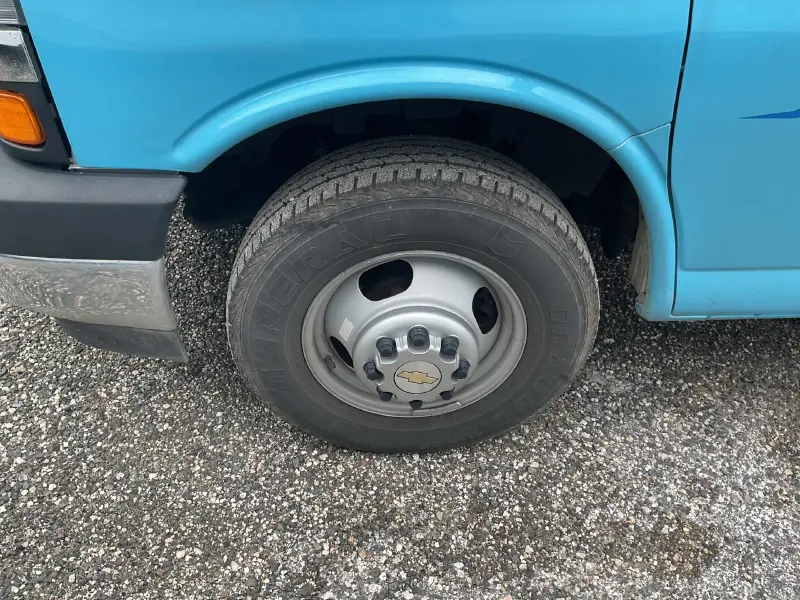 2023 CHEVROLET EXPRESS