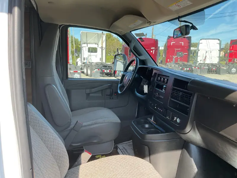 2023 CHEVROLET EXPRESS
