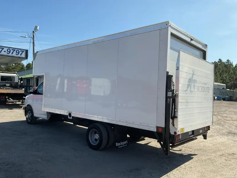 2023 CHEVROLET EXPRESS