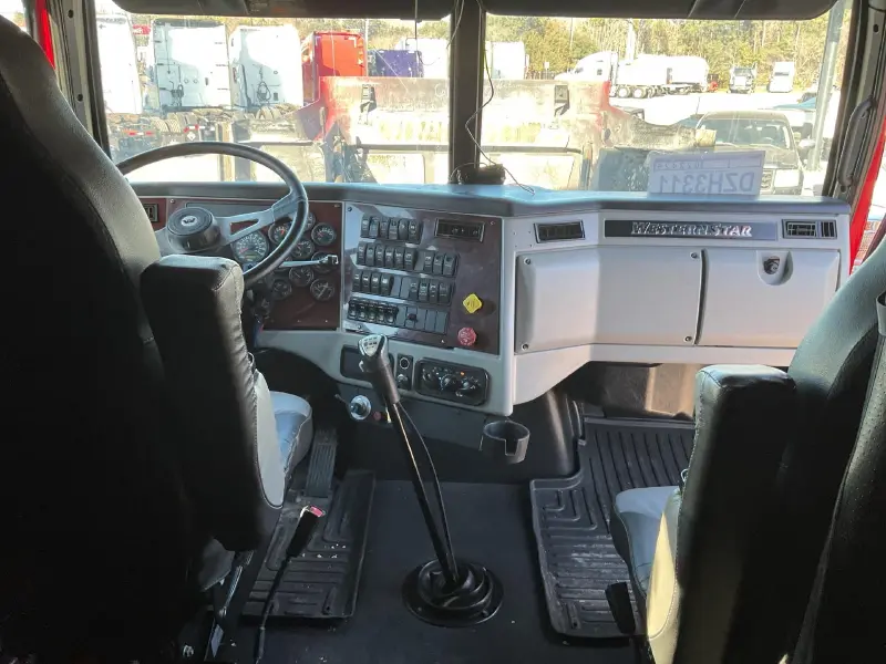 2020 WESTERN STAR CONVENTIONAL