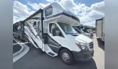 2018 Forest River SUNSEEKER MBS 2400W RV