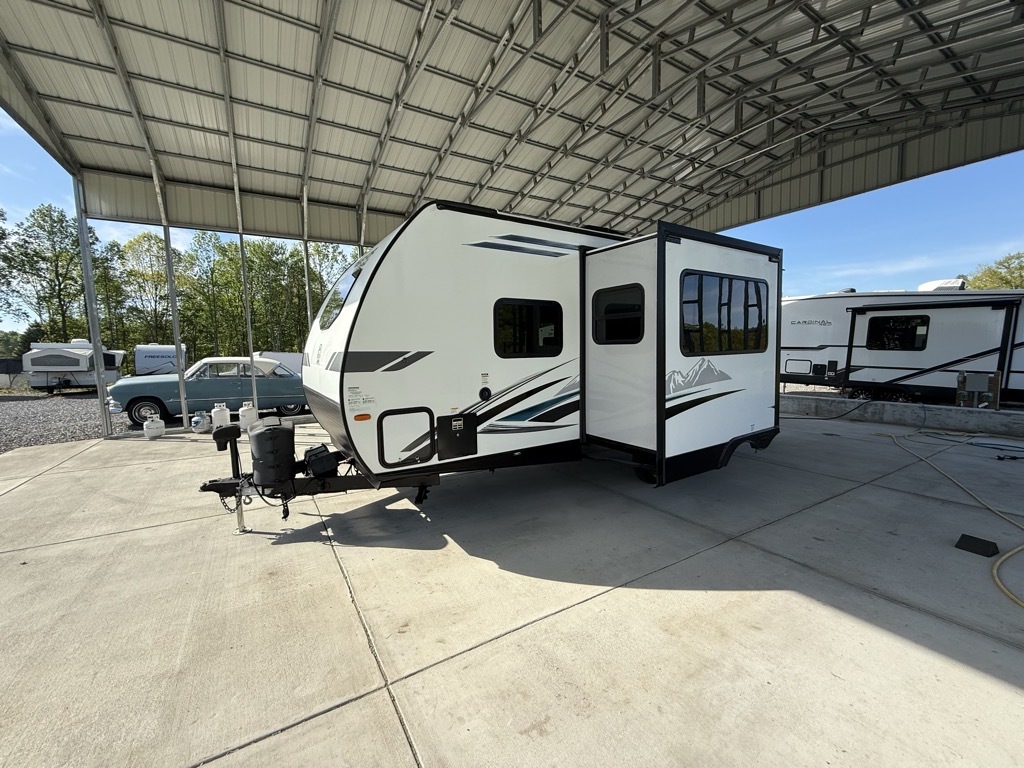 2022 Forest River SURVEYOR LEGEND 203RKLE in dobson NC