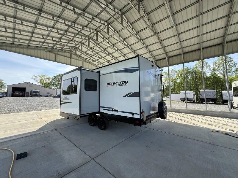 2022 FOREST RIVER SURVEYOR LEGEND 203RKLE