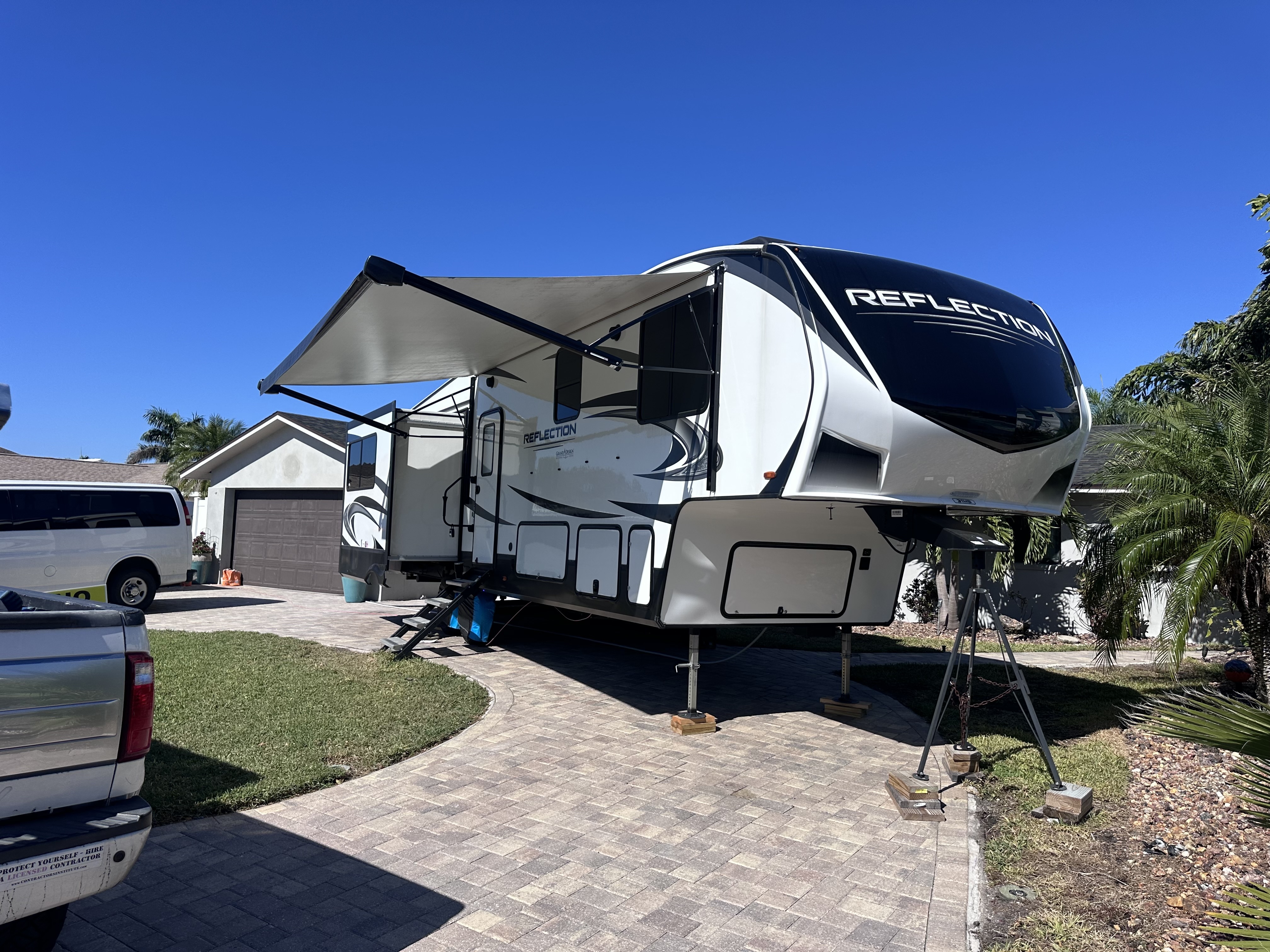 2022 Grand Design REFLECTION 31MB in treasure island FL