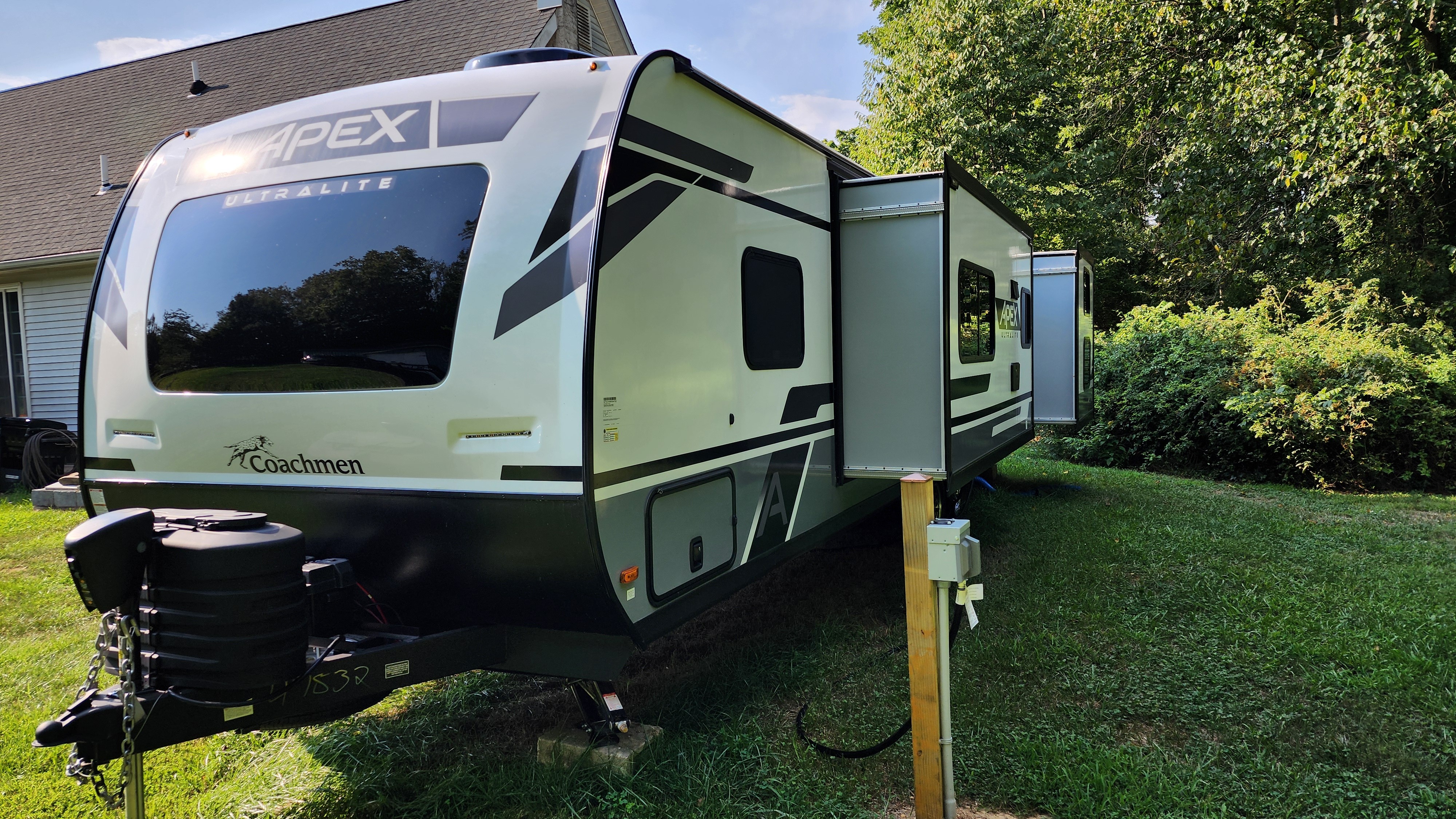 2024 Coachmen APEX ULTRA-LITE 300BHS in bridgeton NJ