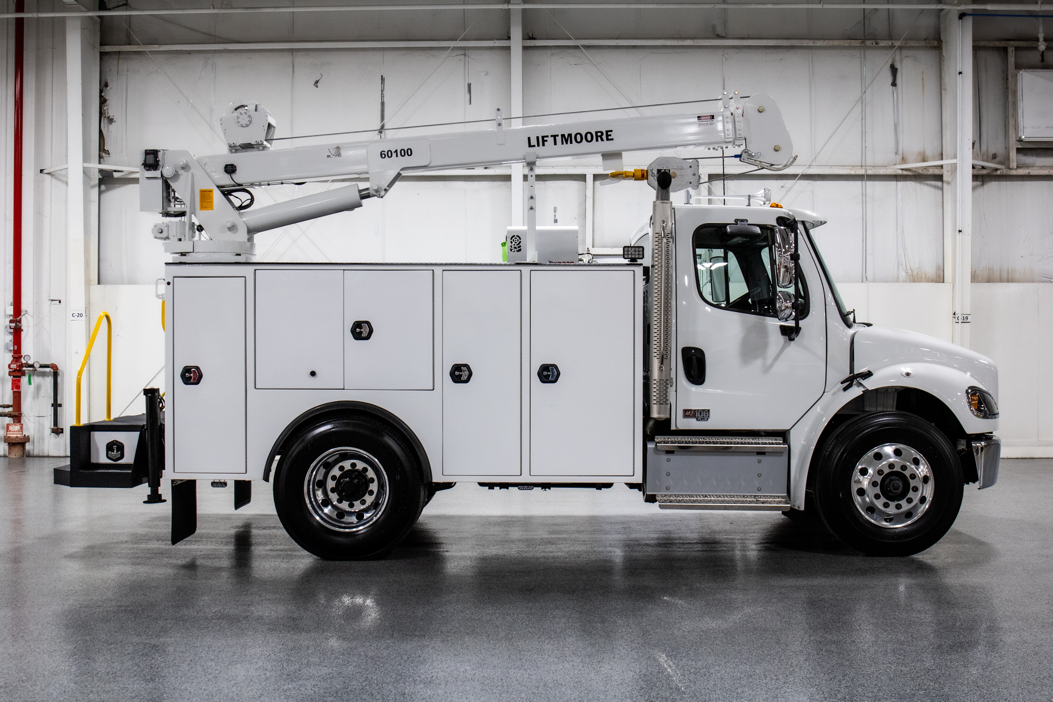 2025 FREIGHTLINER BUSINESS CLASS M2 106 in Milledgeville, GA
