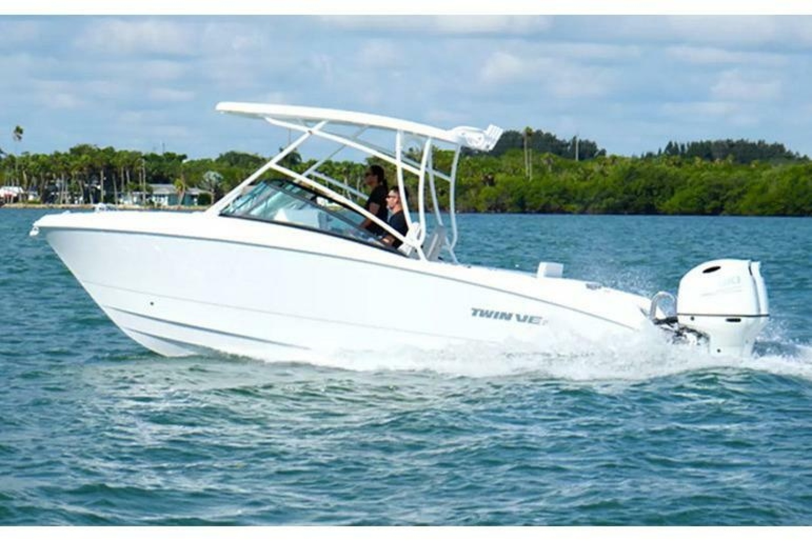2026 Twin Vee 240 GFX DC in fort lauderdale FL