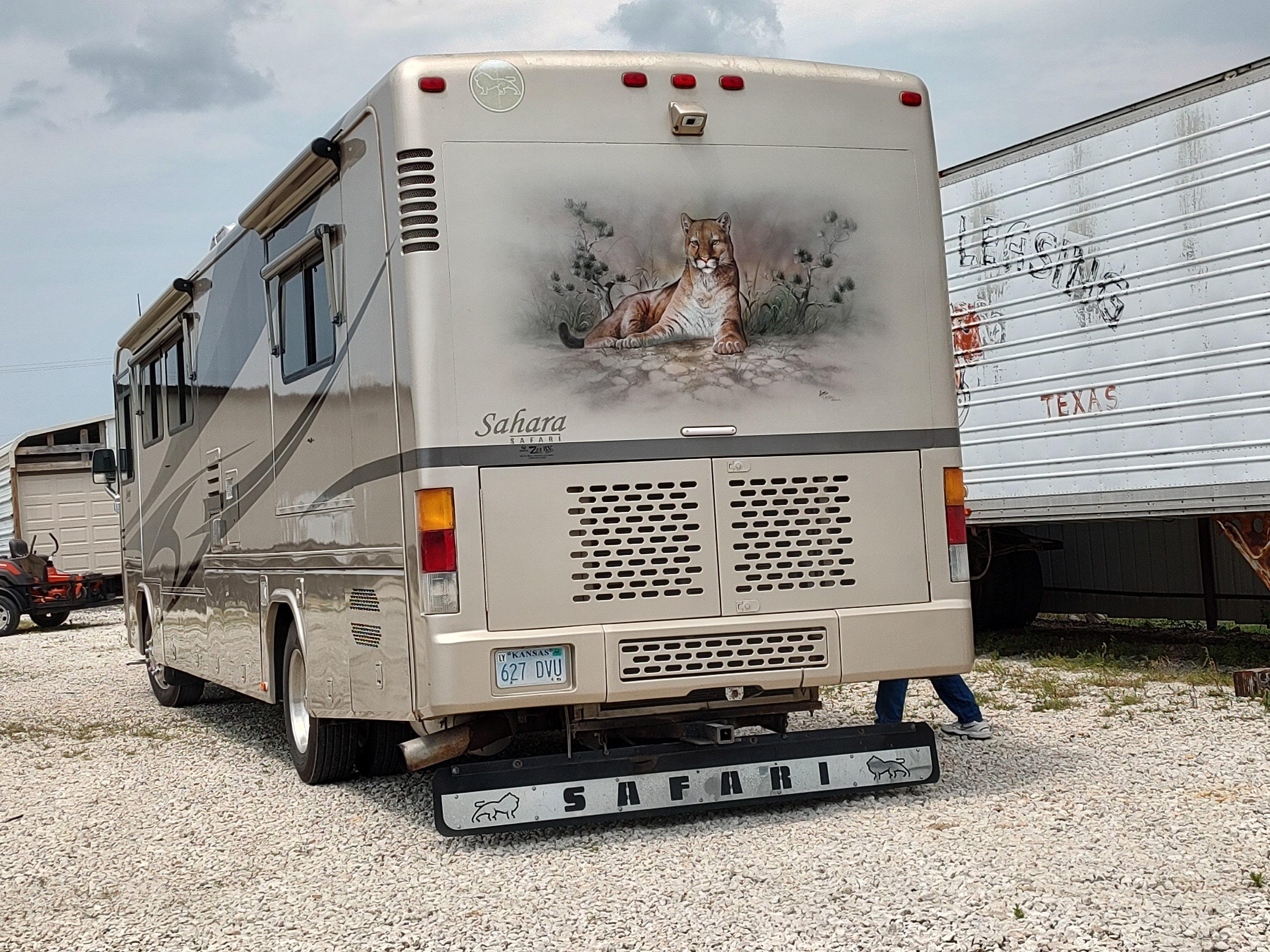 2004 Monaco SAFARI SAHARA RV
