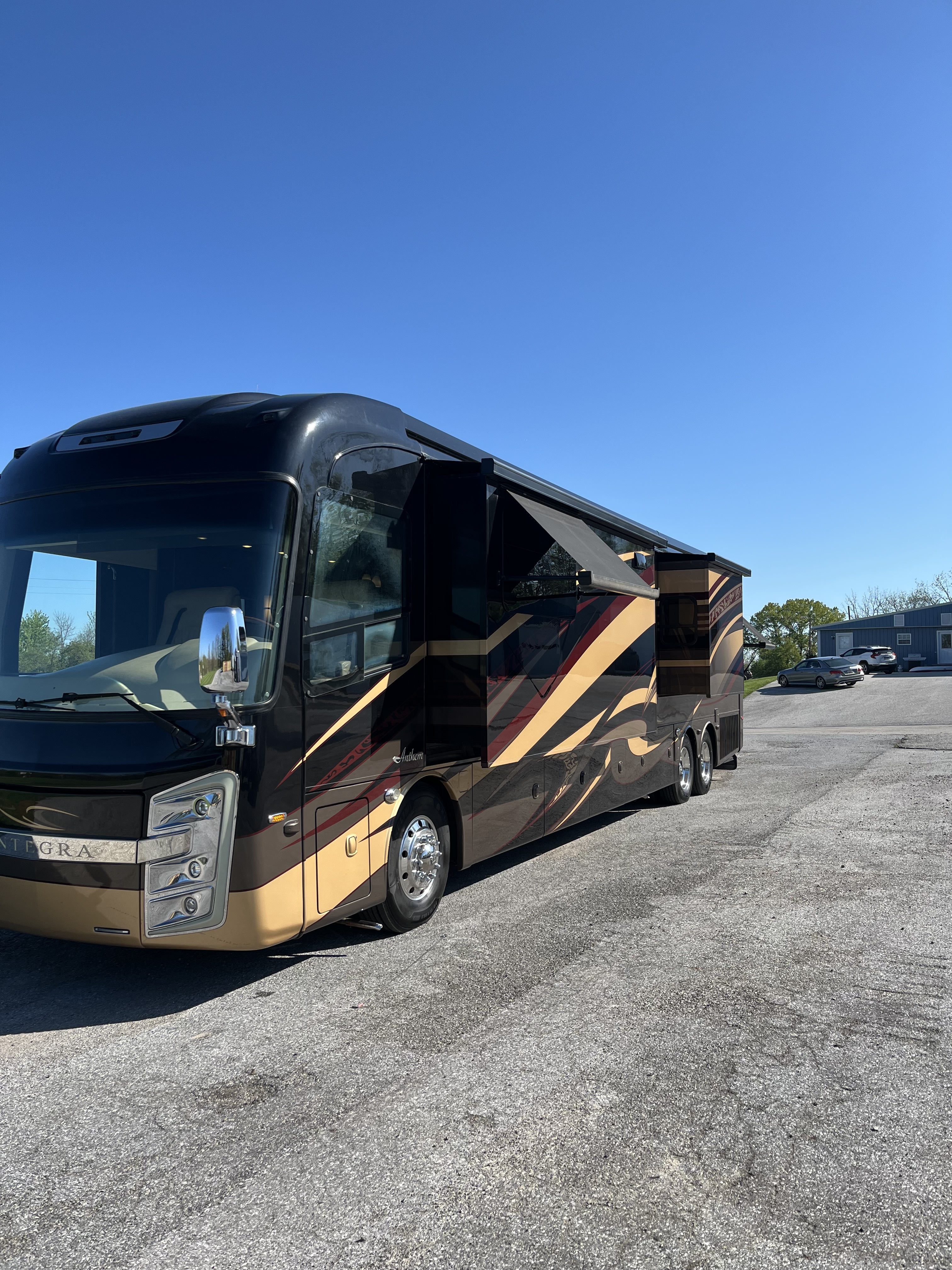 2018 Entegra Coach ANTHEM 44A RV