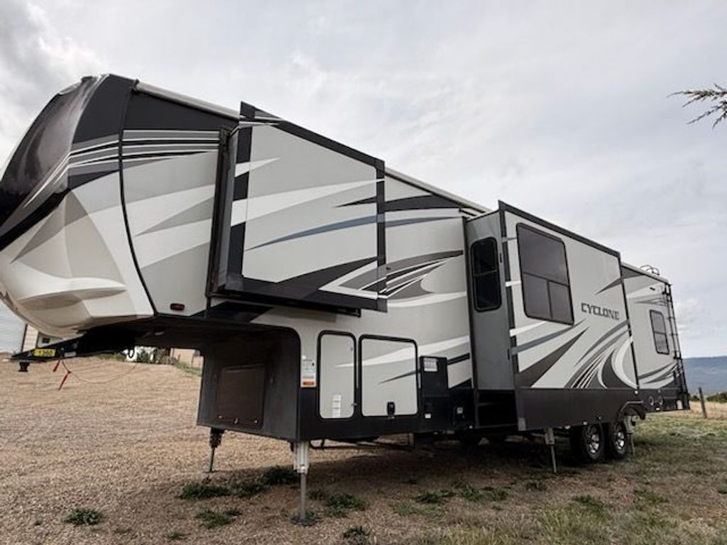 2018 Heartland Cyclone 3600 in tijeras NM