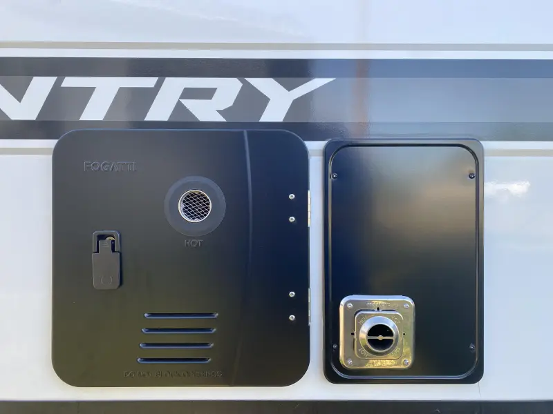2026 Travel Lite Up Country 775U