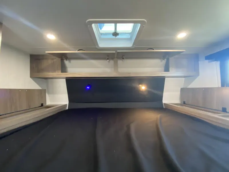 2026 Travel Lite Up Country 775U