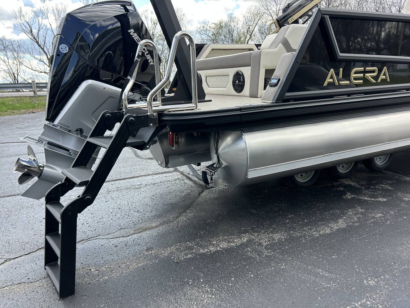 A photo of this 2026 Alera Marine Group Model M 23L