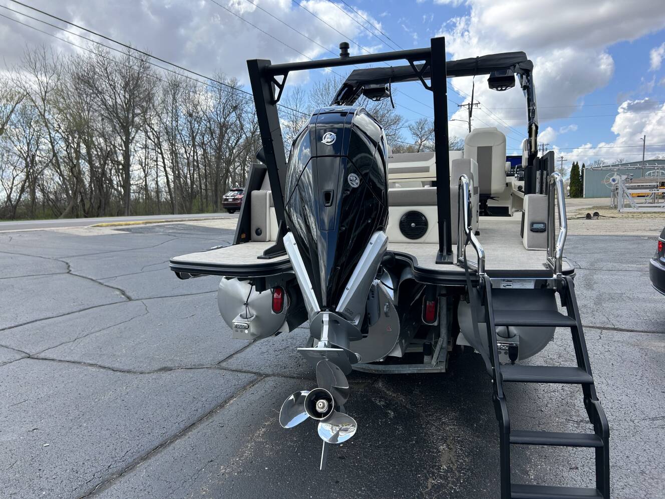 A photo of this 2026 Alera Marine Group Model M 23L