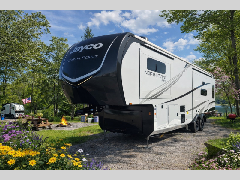 2026 Jayco North Point 310RLTS in urbana IA