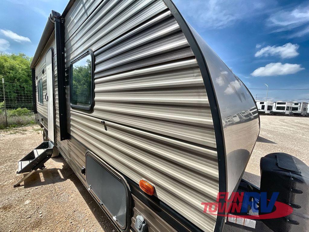 2020 Forest River Rv Wildwood X-Lite 241QBXL RV
