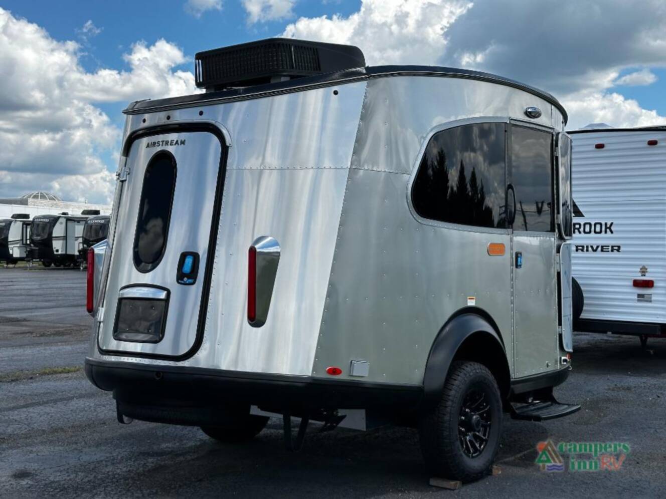 A photo of this 2026 Airstream Basecamp 16X