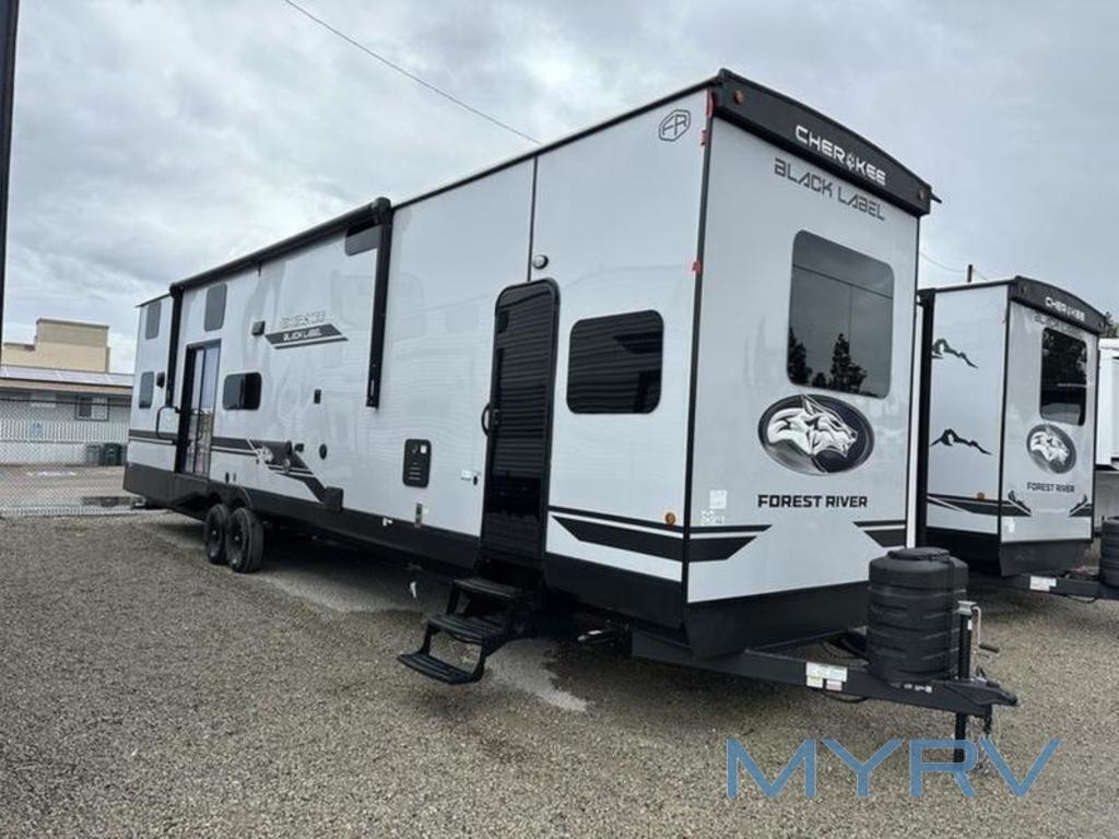2026 Forest River Rv Cherokee Timberwolf Black Label 39DCBL in el cajon CA