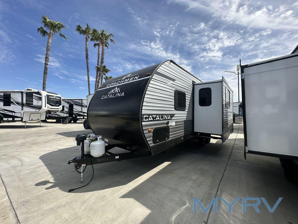 2026 Coachmen Rv Catalina Summit Series 8 231BHS in el cajon CA