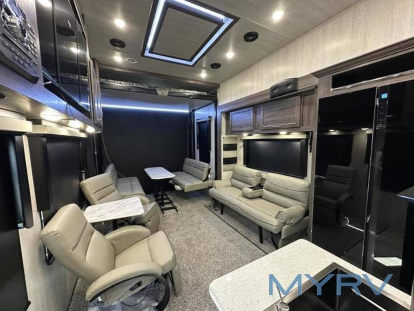 A photo of this 2026 Genesis Supreme Rage'n 2814RIKS