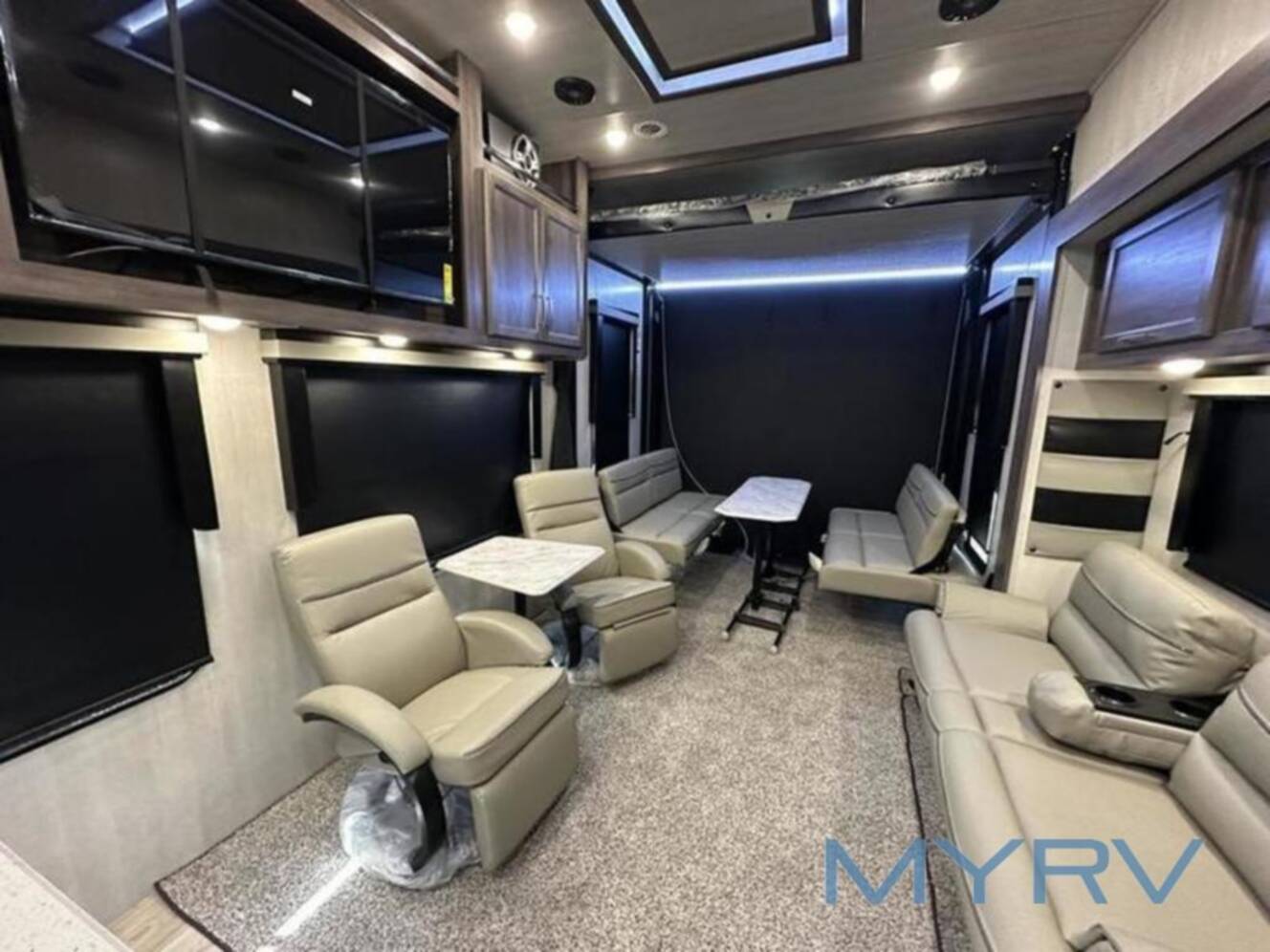 A photo of this 2026 Genesis Supreme Rage'n 2814RIKS