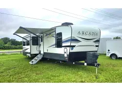 2022 Keystone Arcadia 370RL