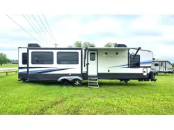2022 Keystone Arcadia 370RL