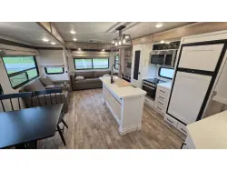 2022 Keystone Arcadia 370RL